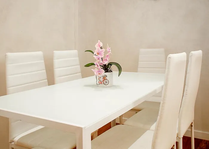 Vatican Charm Living Rom